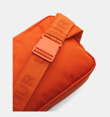 Сумка на пояс Under Armour UA Essential Lite WB Xbody 1381914-842