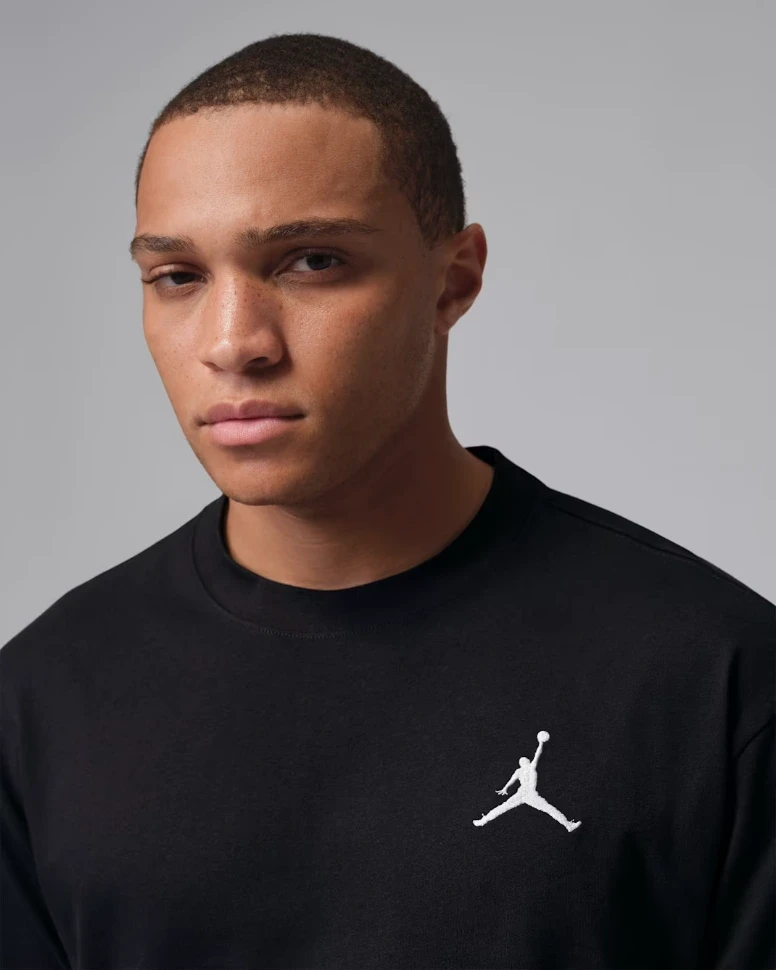 Футболка Nike M J JUMPMAN EMB SS CREW IF5566-010 в Челябинске  в Челябинске 