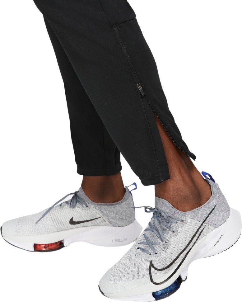 Брюки Nike M NK DF CHLLGR KNIT PANT DD5003-010 в Челябинске  в Челябинске 