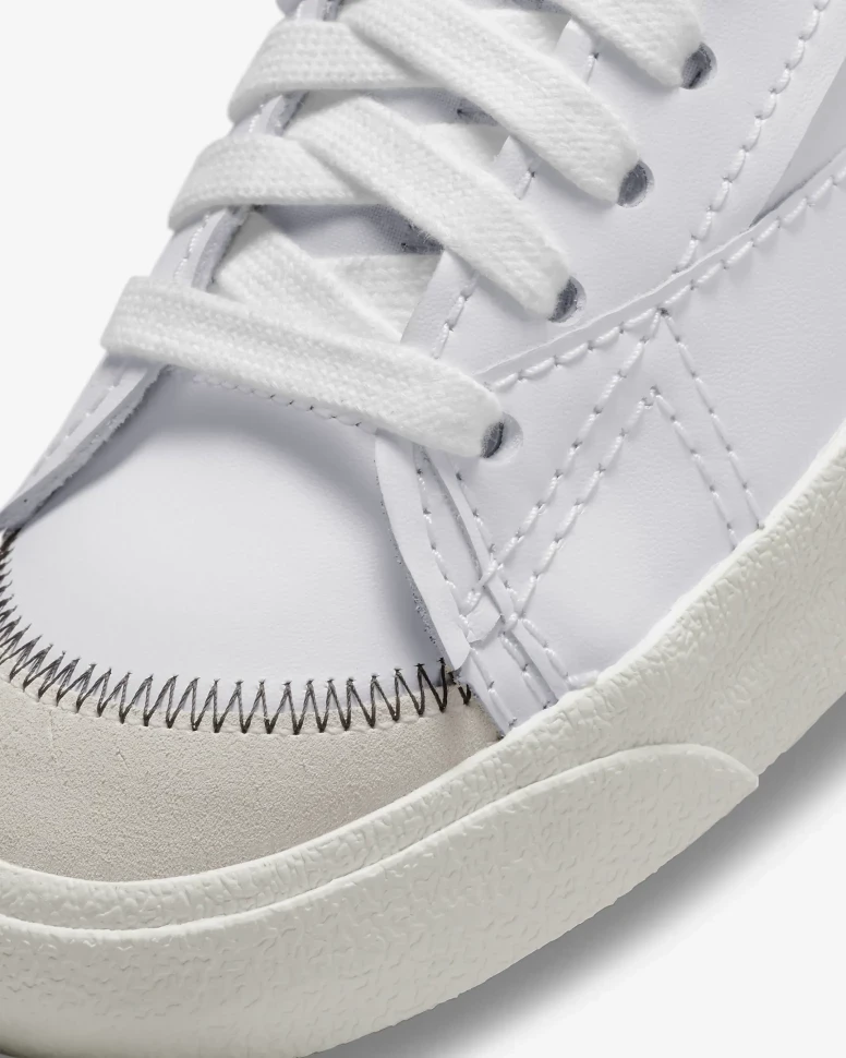 Кроссовки Nike Blazer Low 77 Jumbo DN2158-101 в Челябинске  в Челябинске 