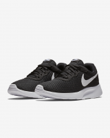 Кроссовки Nike Tanjun 812655-011 в Челябинске  в Челябинске 