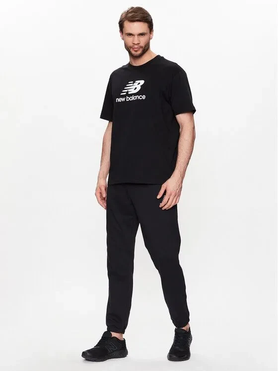 Футболка New Balance MT33510-BK в Челябинске  в Челябинске 