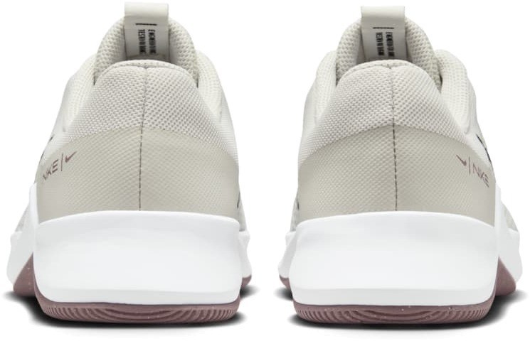 Кроссовки Nike W NIKE MC TRAINER 2 DM0824-008 в Челябинске  в Челябинске 