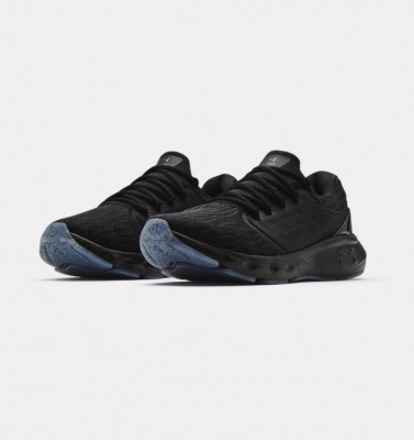 Кроссовки Under Armour UA Charged Vantage 3023550-002
