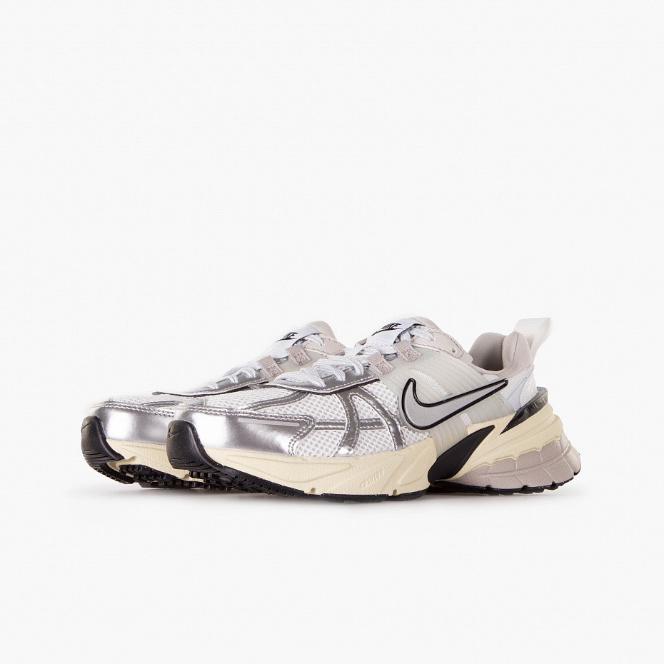 Кроссовки Nike W V2K RUN FD0736-100 в Челябинске  в Челябинске 