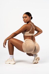 Шорты Nebbia High Waisted Push-Up Shorts TOTALLY SEAMLESS 304 Cream