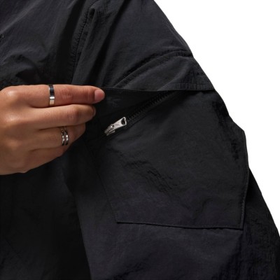 Куртка NIKE M J ESS STMT LTWT RNGD JKT FN4623-010