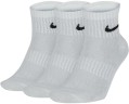 Носки Nike Training Ankle Socks (3 Pairs) Nike Everyday Lightweight Ankle SX7677-100 в Челябинске 