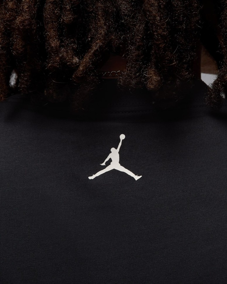 Футболка Nike M J BRK COL JUMPMAN SS CREW HQ8925-010 в Челябинске  в Челябинске 